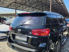 Сүрөт унаа Kia Carnival