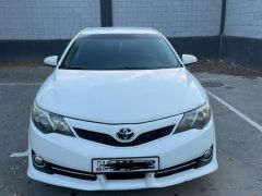 Сүрөт унаа Toyota Camry