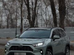 Фото авто Toyota RAV4