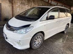 Photo of the vehicle Toyota Estima