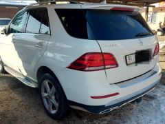 Сүрөт унаа Mercedes-Benz GLE