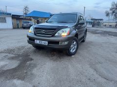 Photo of the vehicle Lexus GX