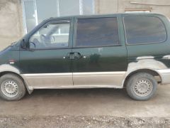 Сүрөт унаа Nissan Serena