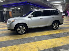 Сүрөт унаа Toyota Highlander