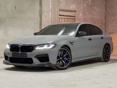 Фото авто BMW M5