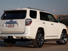 Photo of the vehicle Toyota 4Runner