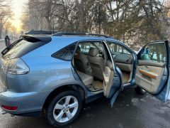 Photo of the vehicle Lexus RX