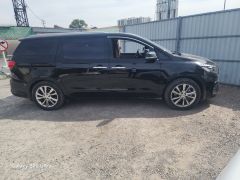 Фото авто Kia Carnival