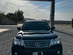 Photo of the vehicle Lexus GX