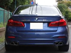 Photo of the vehicle BMW M5