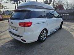 Сүрөт унаа Kia Carnival