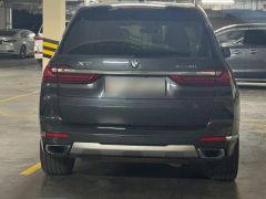 Фото авто BMW X7