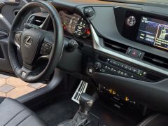 Сүрөт унаа Lexus ES