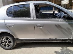 Сүрөт унаа Toyota Yaris