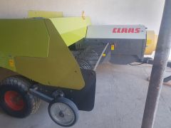 Photo of the vehicle Claas Dominator 204