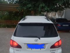 Фото авто Toyota Ipsum