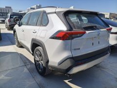 Photo of the vehicle Toyota RAV4