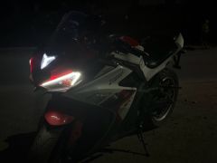 Сүрөт унаа Yamaha R