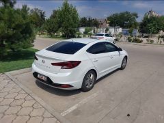 Сүрөт унаа Hyundai Elantra