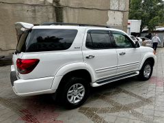 Фото авто Toyota Sequoia