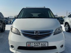 Сүрөт унаа Honda Elysion