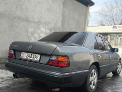 Фото авто Mercedes-Benz W124