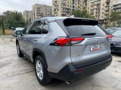 Сүрөт унаа Toyota RAV4