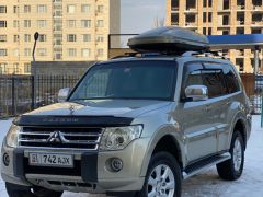 Сүрөт унаа Mitsubishi Pajero