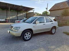 Фото авто Toyota Harrier