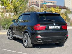 Photo of the vehicle BMW X5