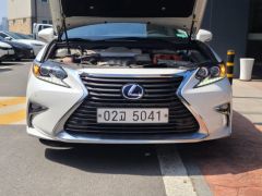 Сүрөт унаа Lexus ES