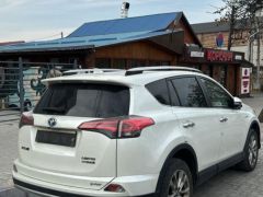 Photo of the vehicle Toyota RAV4