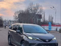 Сүрөт унаа Toyota Sienna