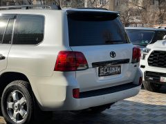 Сүрөт унаа Toyota Land Cruiser