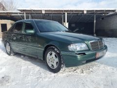 Фото авто Mercedes-Benz C-Класс