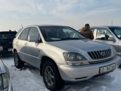 Сүрөт унаа Toyota Harrier