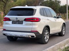 Photo of the vehicle BMW X5