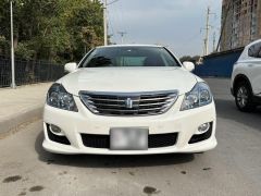 Сүрөт унаа Toyota Crown