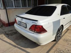 Сүрөт унаа Toyota Crown