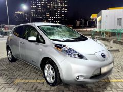 Фото авто Nissan Leaf