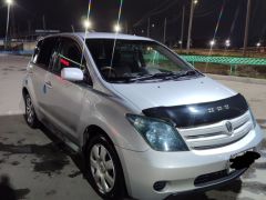 Photo of the vehicle Toyota Ist