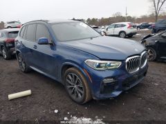 Photo of the vehicle BMW X5