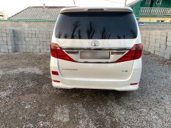 Сүрөт унаа Toyota Alphard