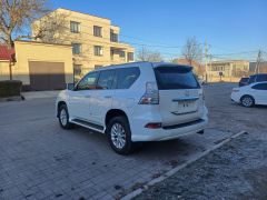 Photo of the vehicle Lexus GX