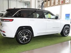 Сүрөт унаа Jeep Grand Cherokee