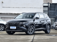 Фото авто Hyundai Tucson