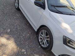 Сүрөт унаа Volkswagen Sagitar