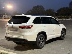 Photo of the vehicle Toyota Highlander