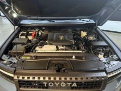 Сүрөт унаа Toyota Land Cruiser Prado