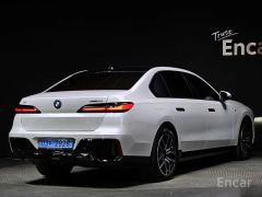 Фото авто BMW 7 серии